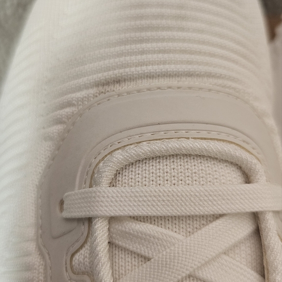 Skechers Sport Court Sneakers | White | Women’s Size 9 - Picture 4 of 7